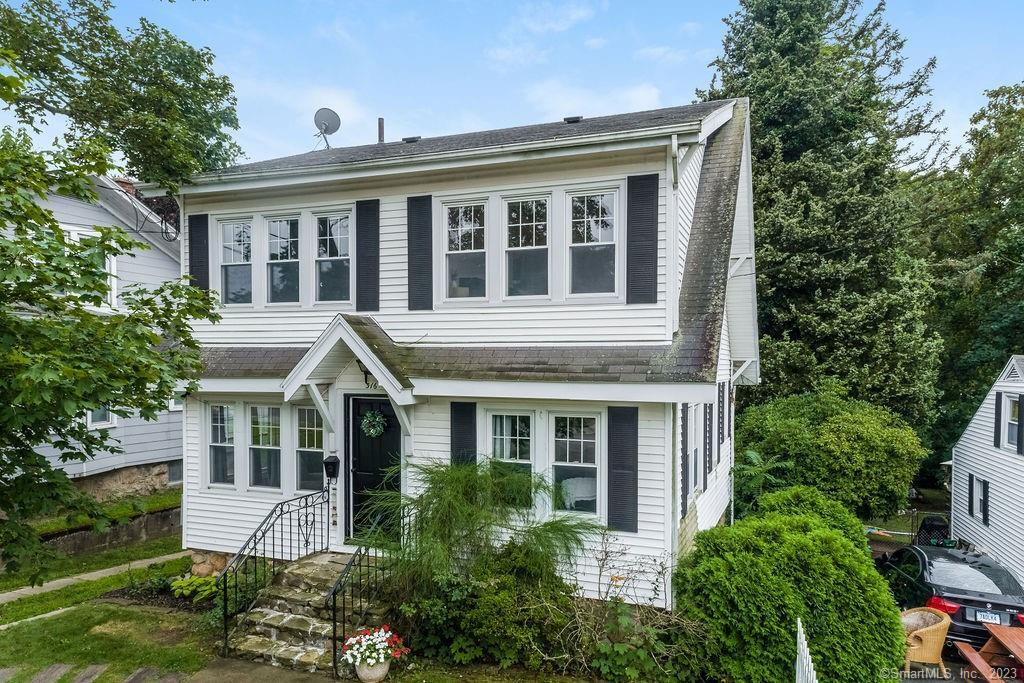 316 Vauxhall Street New London CT 06320