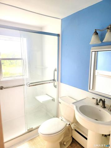 527 East North Street Suffield CT 06078