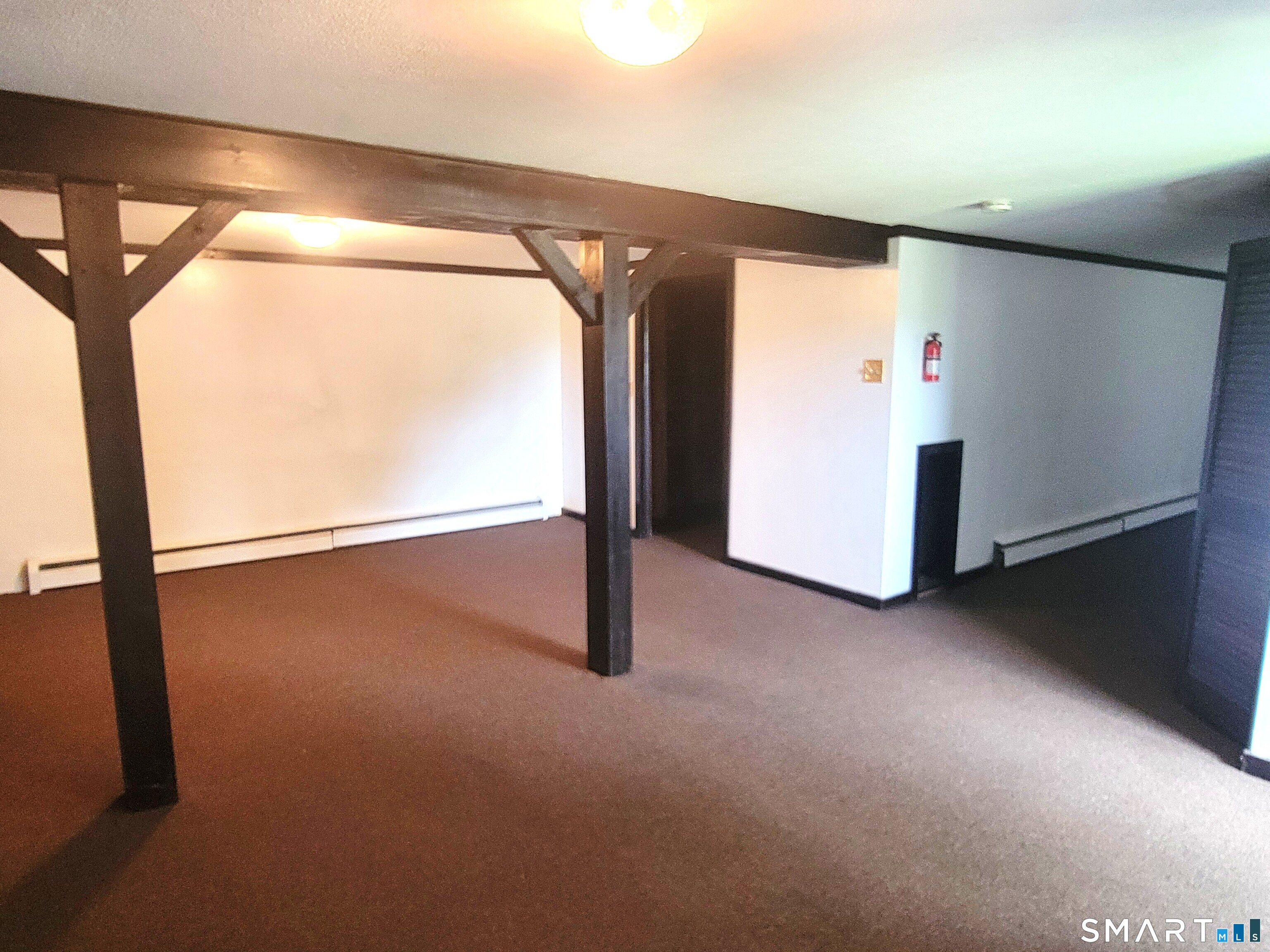 527 East North Street Suffield CT 06078