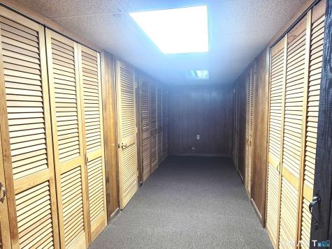 527 East North Street Suffield CT 06078