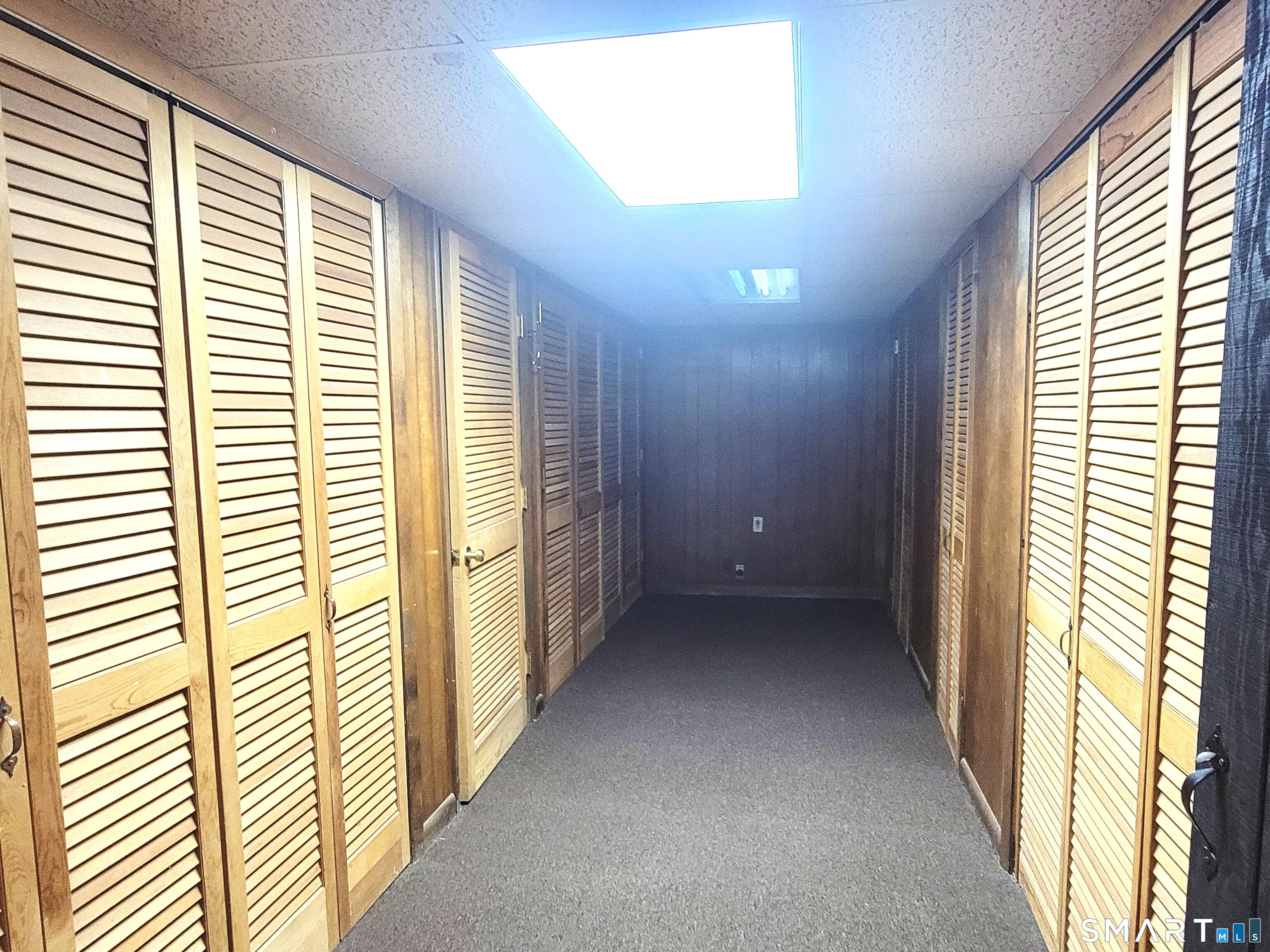 527 East North Street Suffield CT 06078