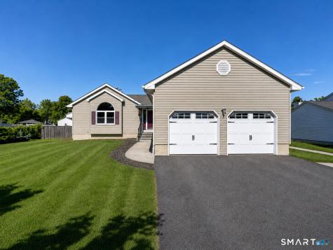 11 Avondale Lane Middletown CT 06457