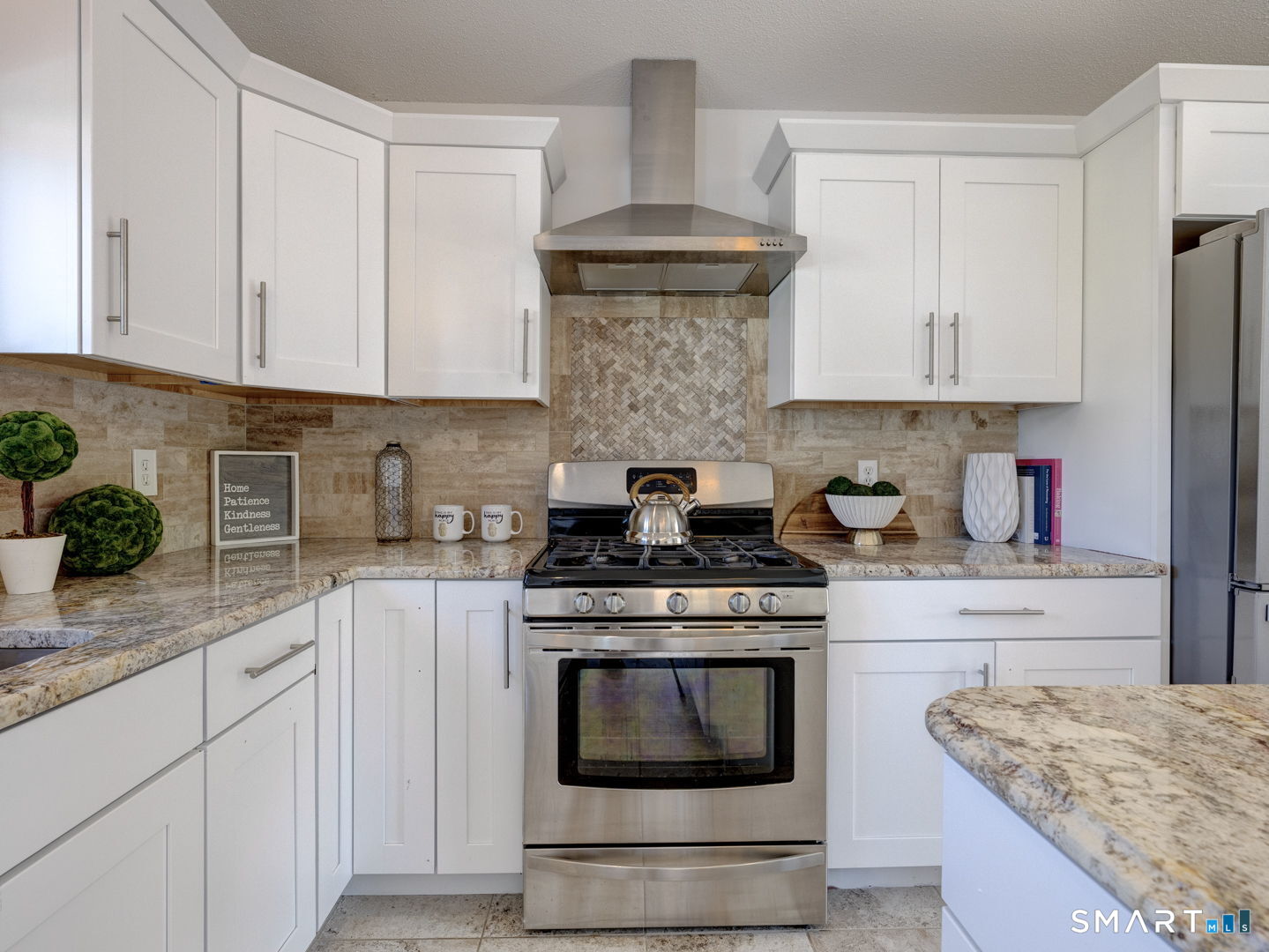 11 Avondale Lane Middletown CT 06457