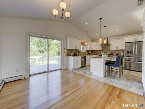 11 Avondale Lane Middletown CT 06457