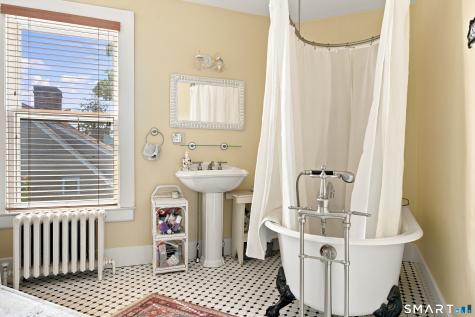 84 Fair Street Guilford CT 06437
