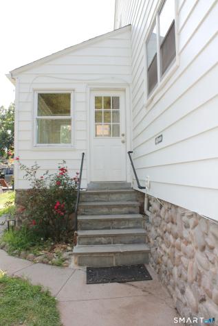 26 Edgewood Street Meriden CT 06451