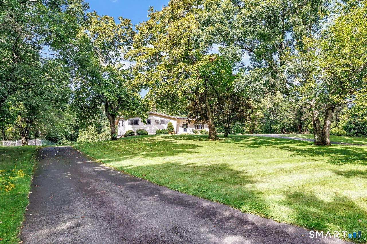 10 Lombard Drive Prospect CT 06712