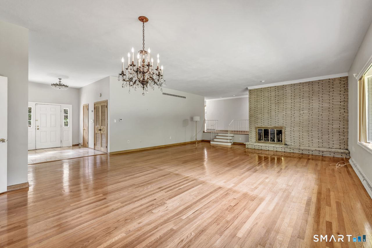 10 Lombard Drive Prospect CT 06712