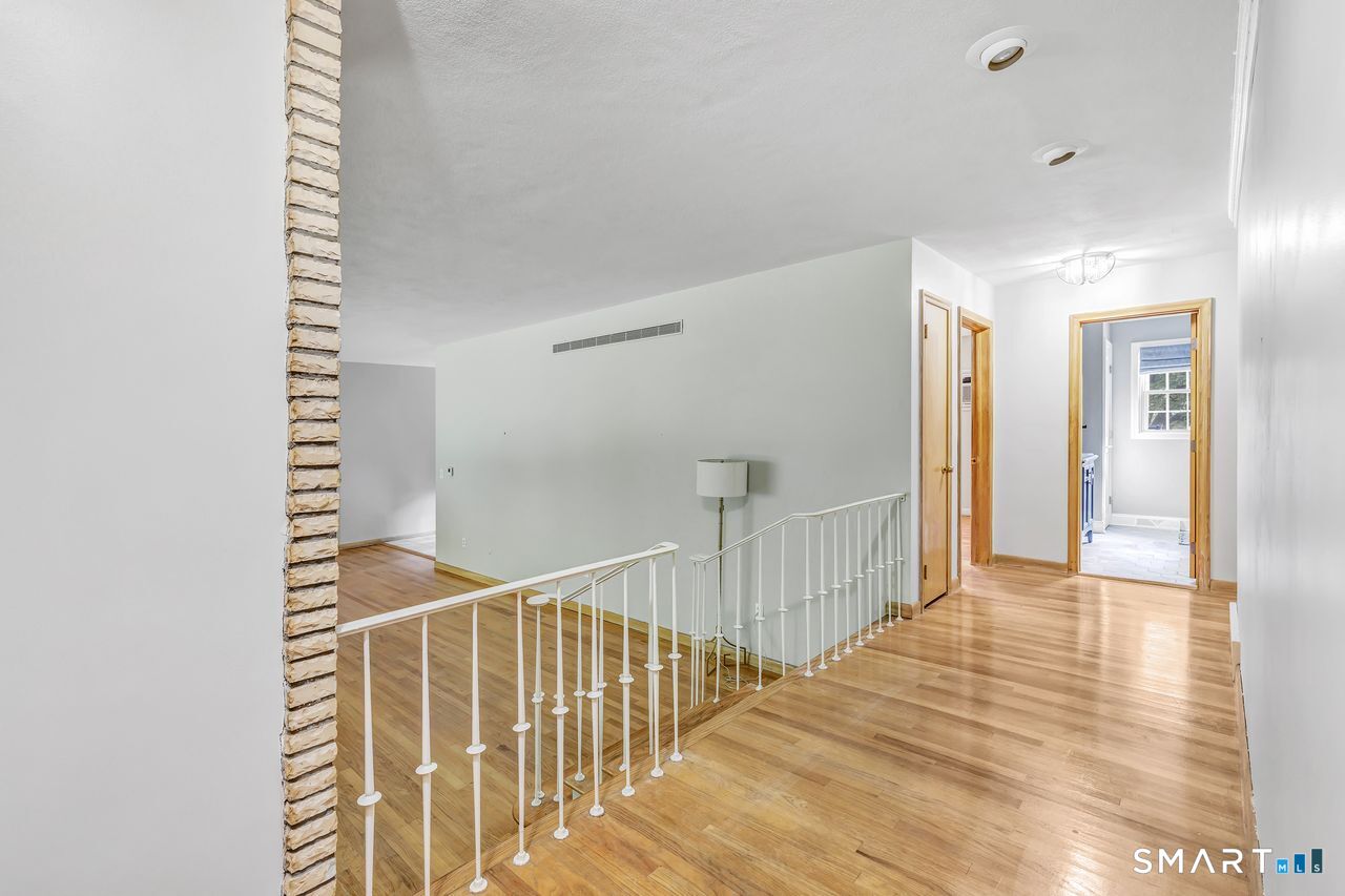 10 Lombard Drive Prospect CT 06712