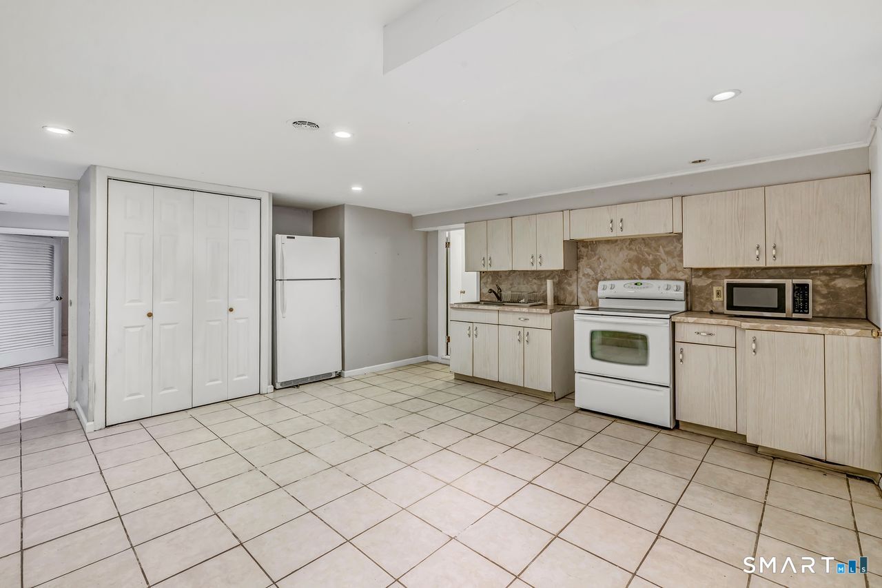 10 Lombard Drive Prospect CT 06712