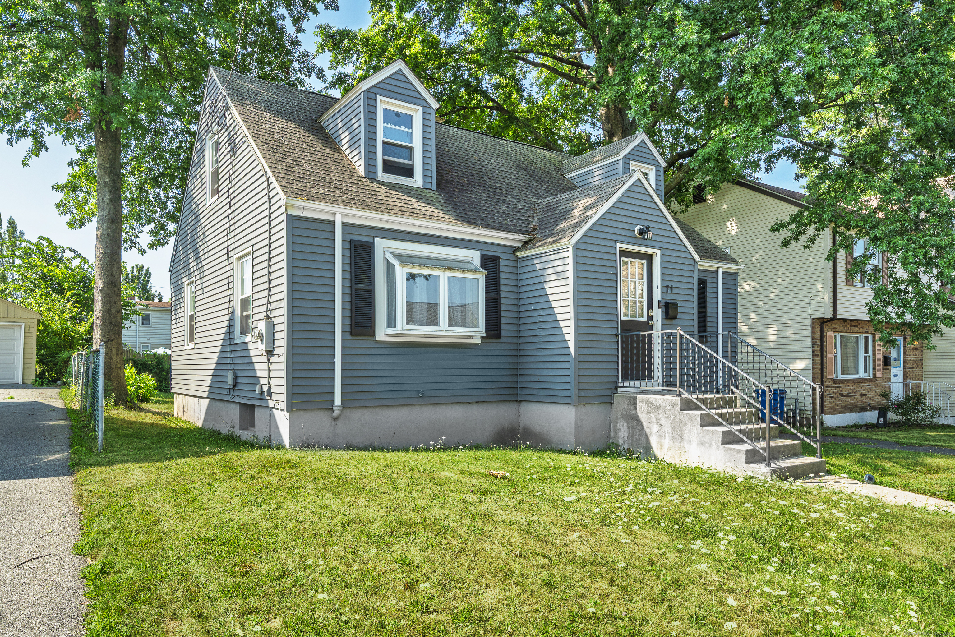 71 Hanmer Street Hartford CT 06114