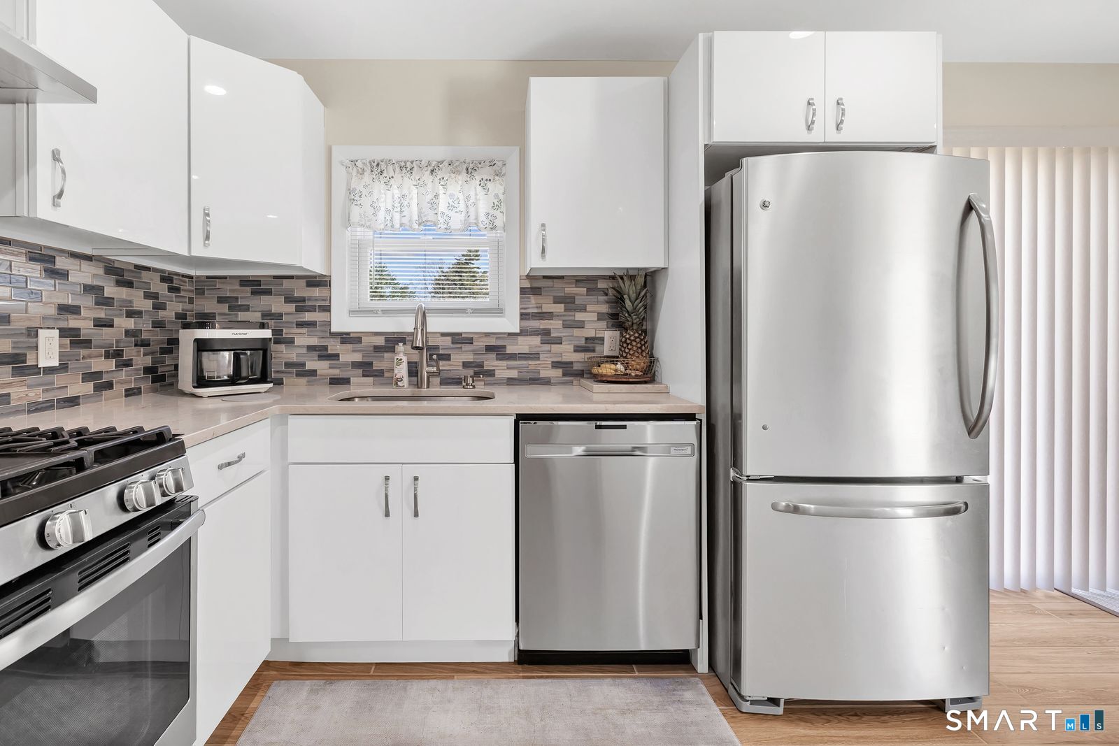 47 Judith Lane West Haven CT 06516