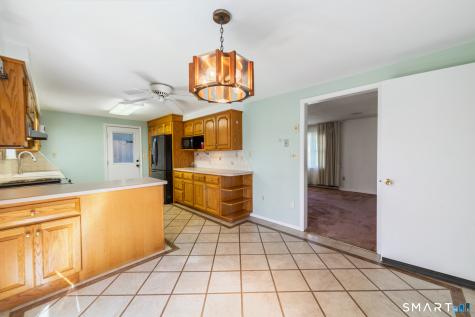 28 Beechwood Road Plainville CT 06062