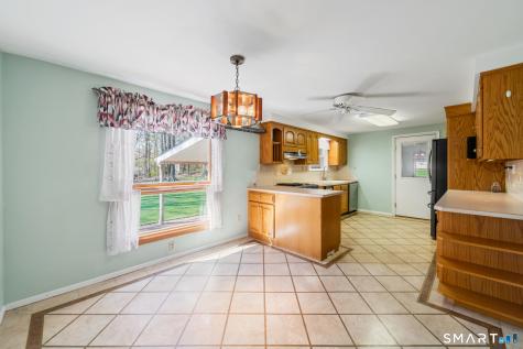 28 Beechwood Road Plainville CT 06062