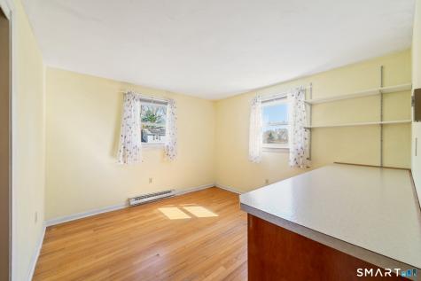 28 Beechwood Road Plainville CT 06062