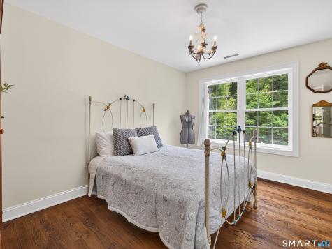 50 Brookhills Road Branford CT 06405