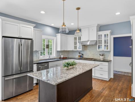 50 Brookhills Road Branford CT 06405