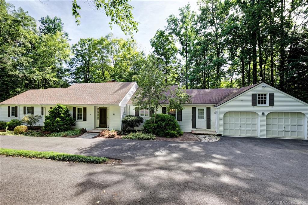 25 Candlewood Drive West Hartford CT 06117