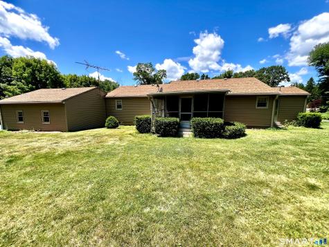 73 Shelton Road Oxford CT 06478