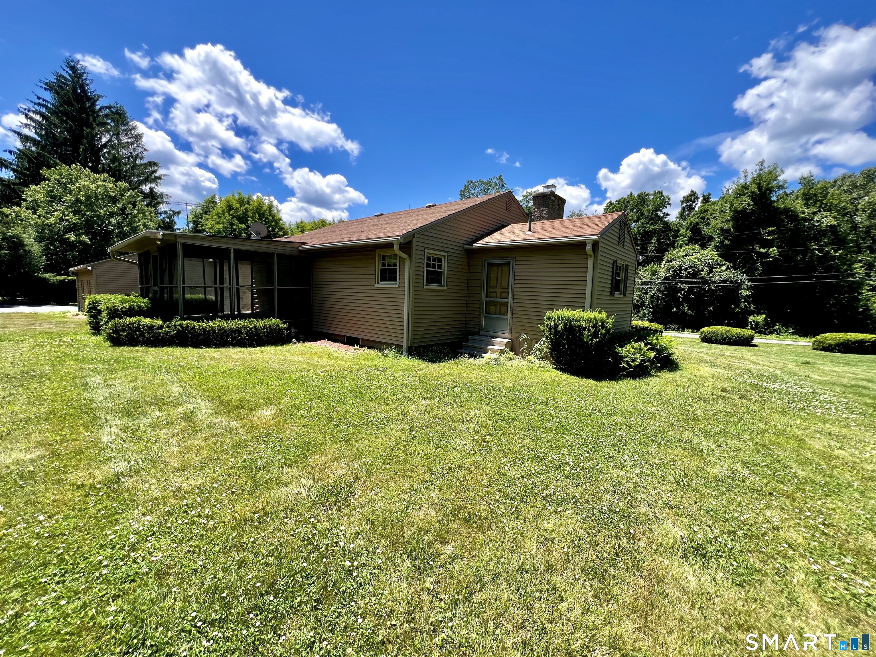 73 Shelton Road Oxford CT 06478