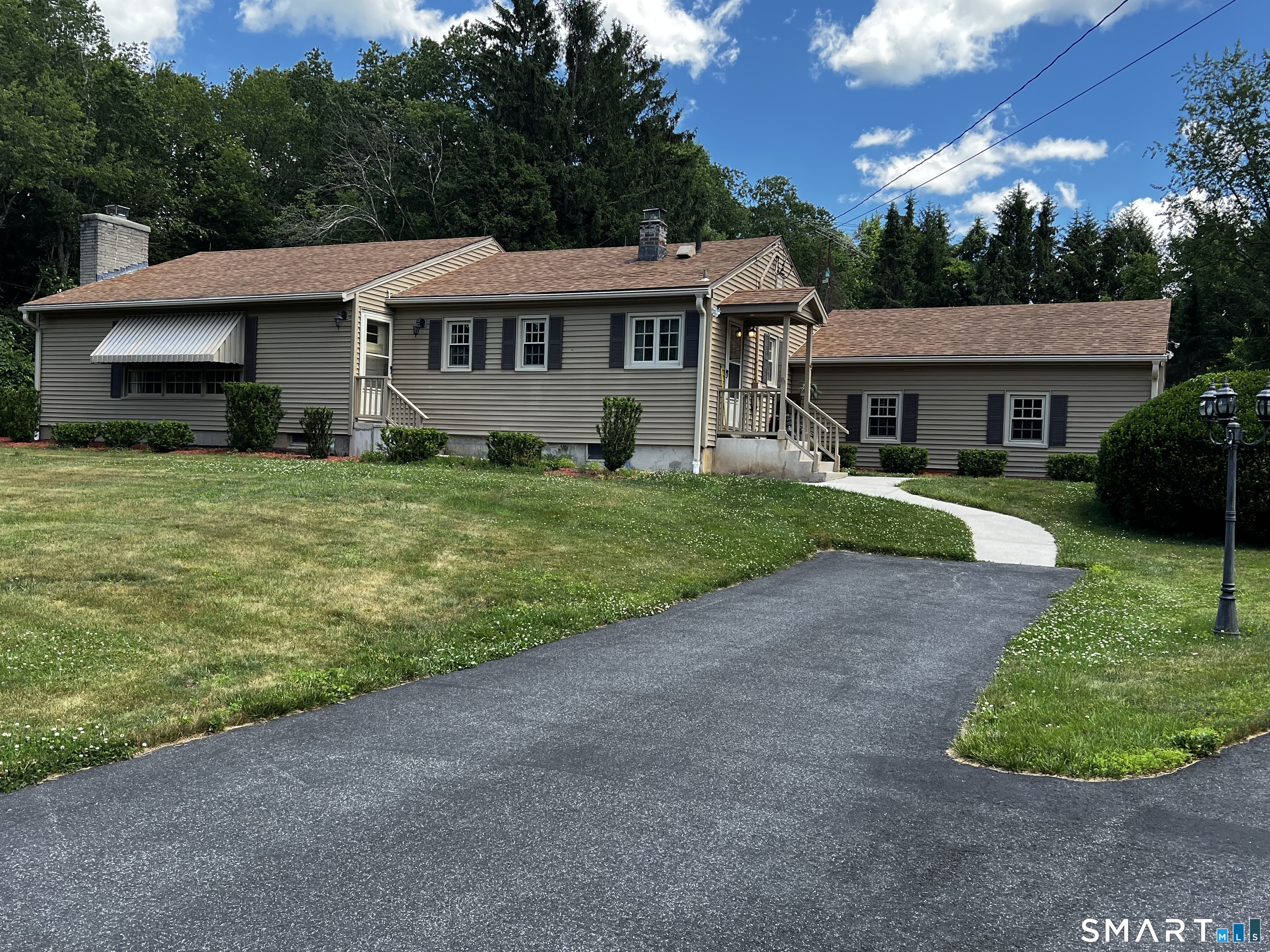 73 Shelton Road Oxford CT 06478