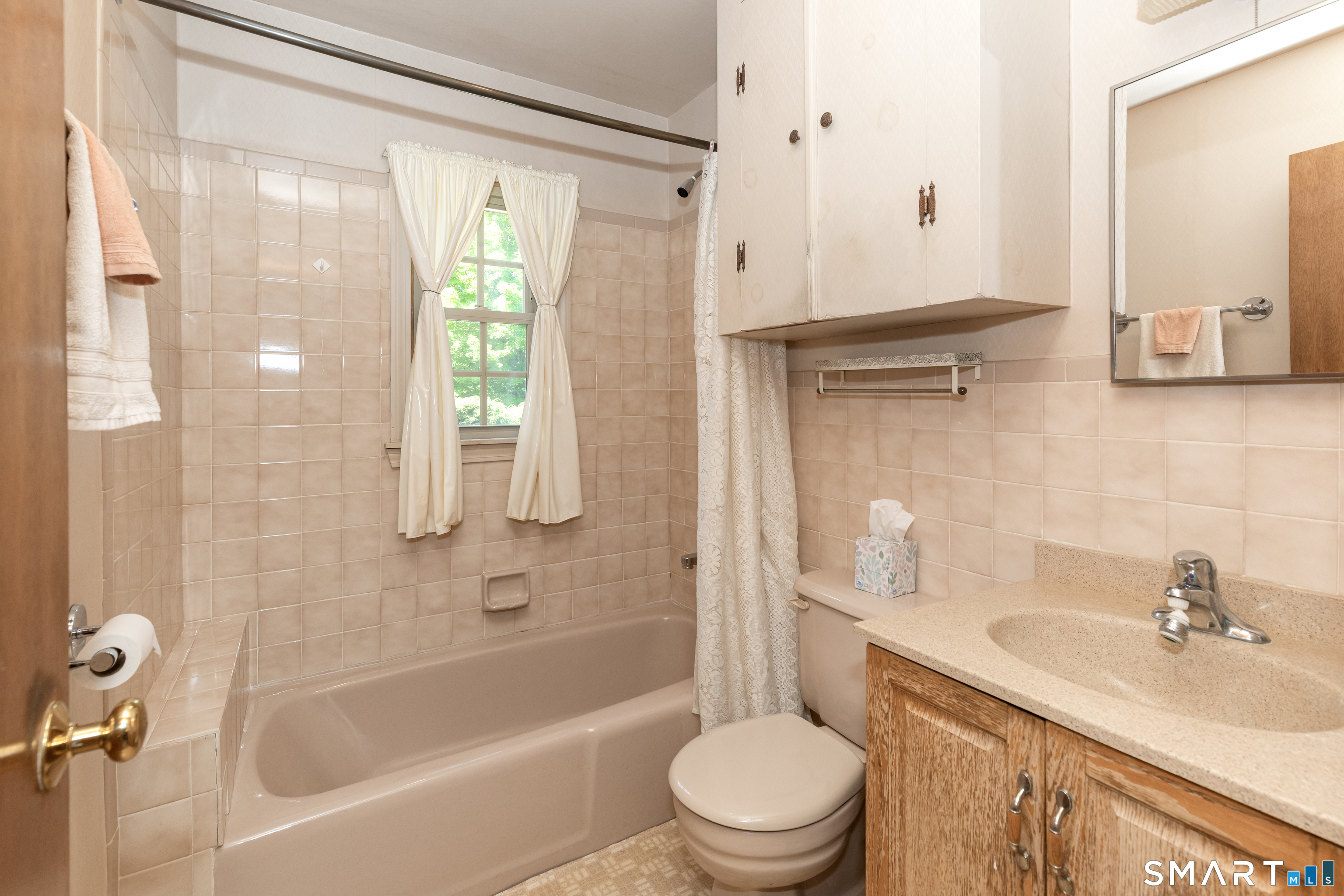 73 Shelton Road Oxford CT 06478
