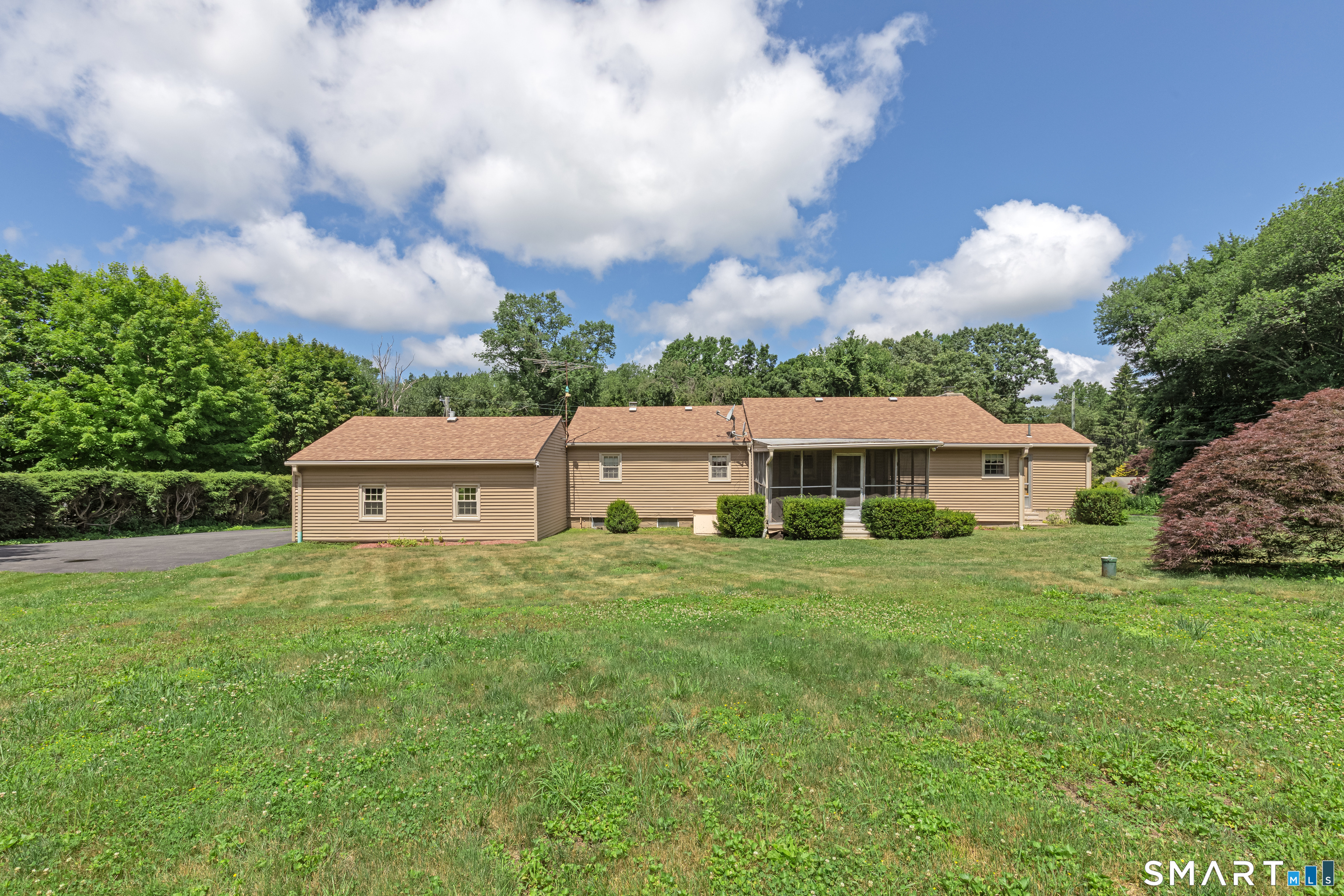 73 Shelton Road Oxford CT 06478