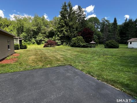 73 Shelton Road Oxford CT 06478