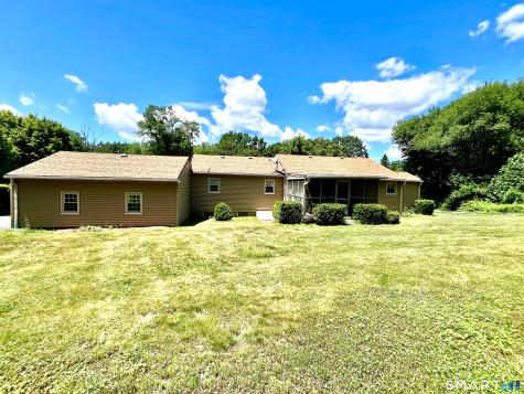 73 Shelton Road Oxford CT 06478
