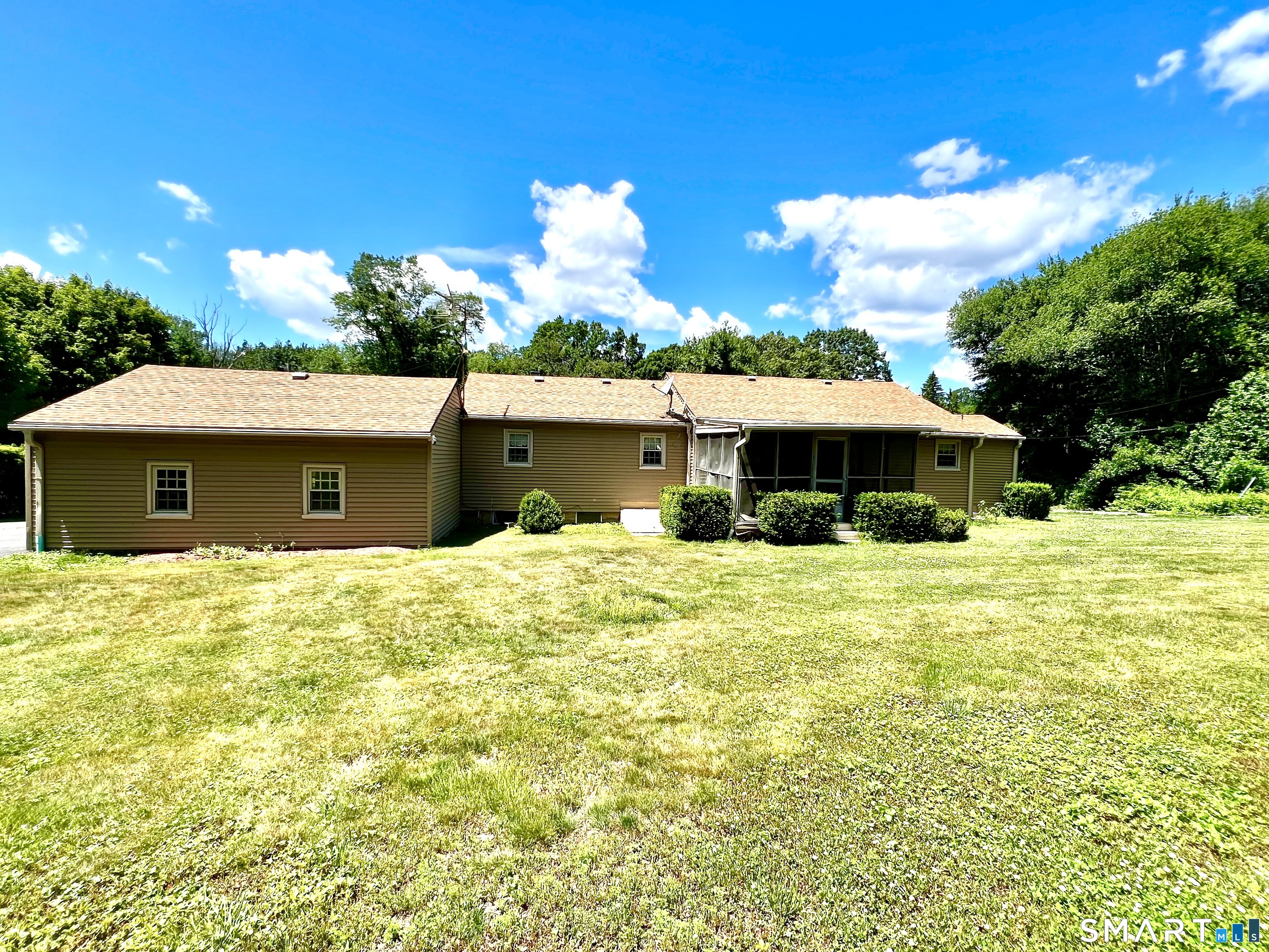 73 Shelton Road Oxford CT 06478