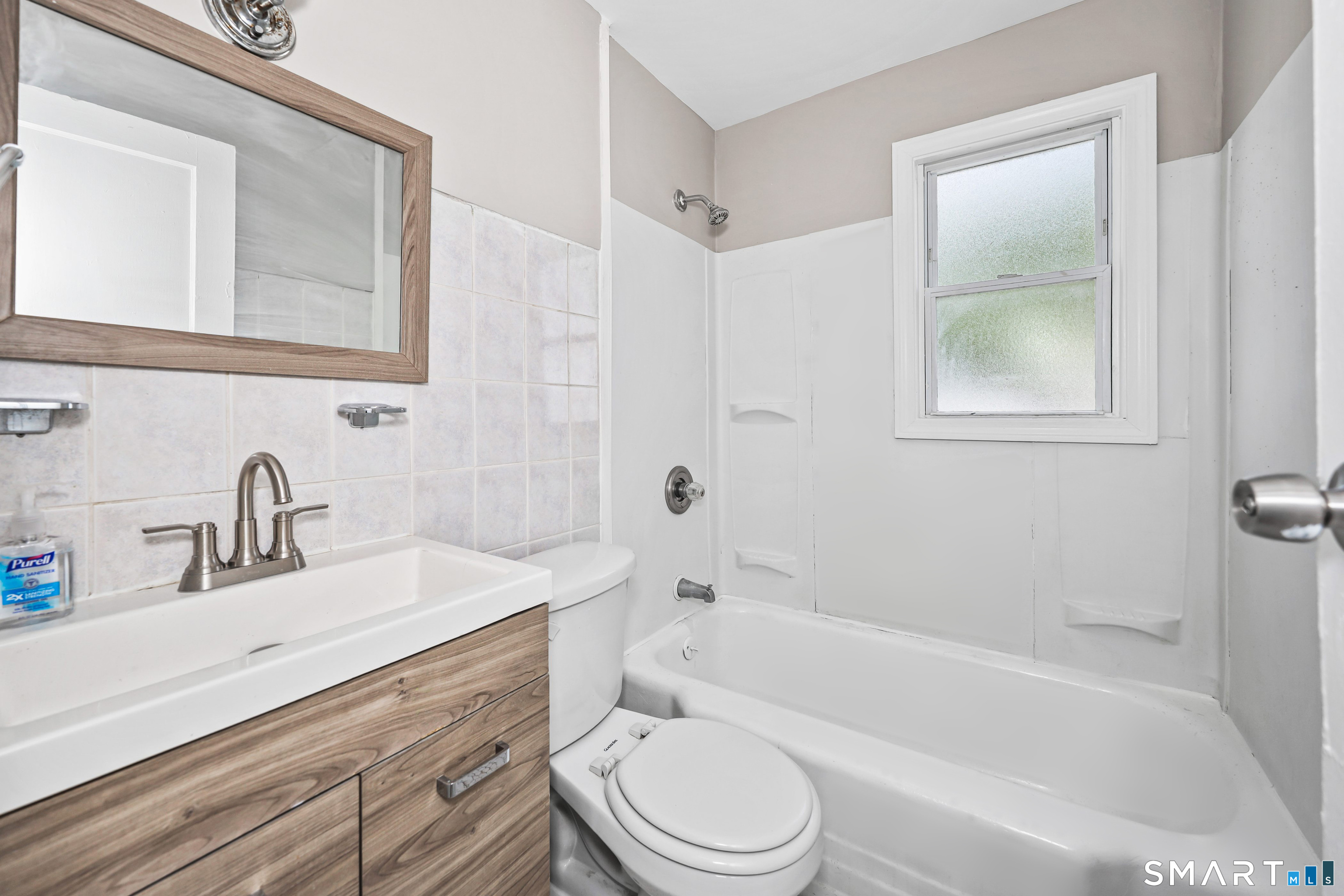 182 Trumbull Avenue Bridgeport CT 06606