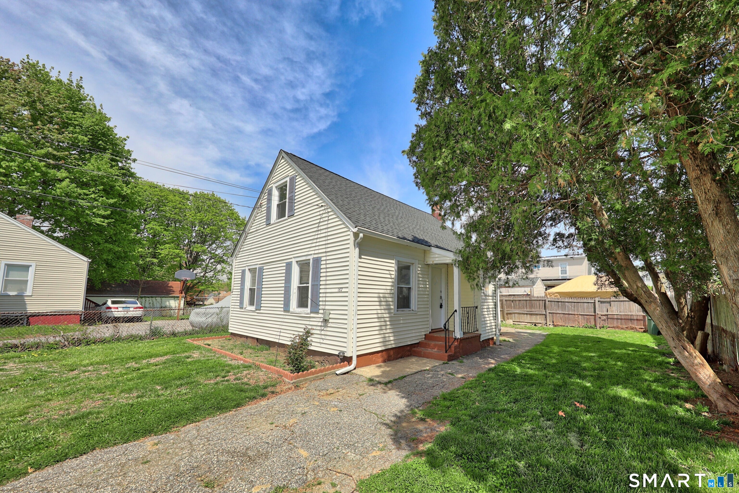 182 Trumbull Avenue Bridgeport CT 06606