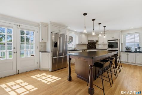 15 Edmund Place West Hartford CT 06119