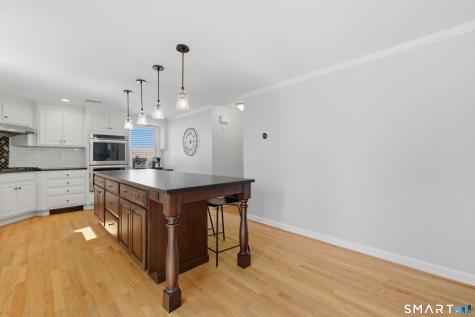 15 Edmund Place West Hartford CT 06119