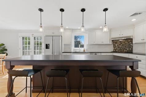 15 Edmund Place West Hartford CT 06119