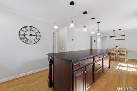 15 Edmund Place West Hartford CT 06119