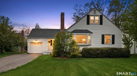 15 Edmund Place West Hartford CT 06119