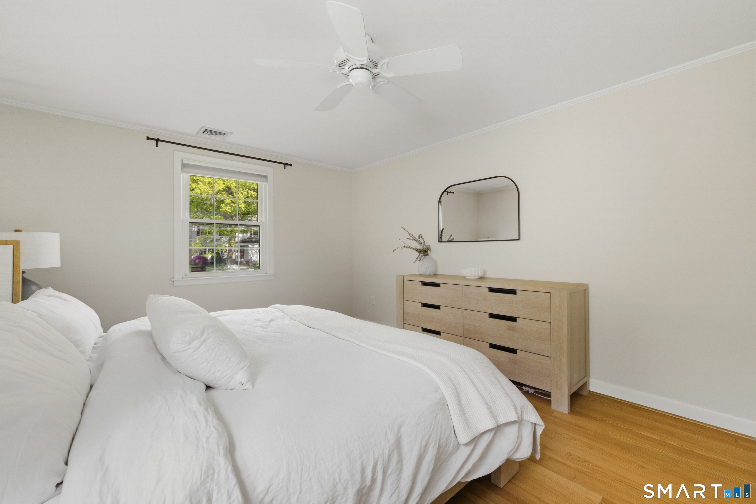 15 Edmund Place West Hartford CT 06119