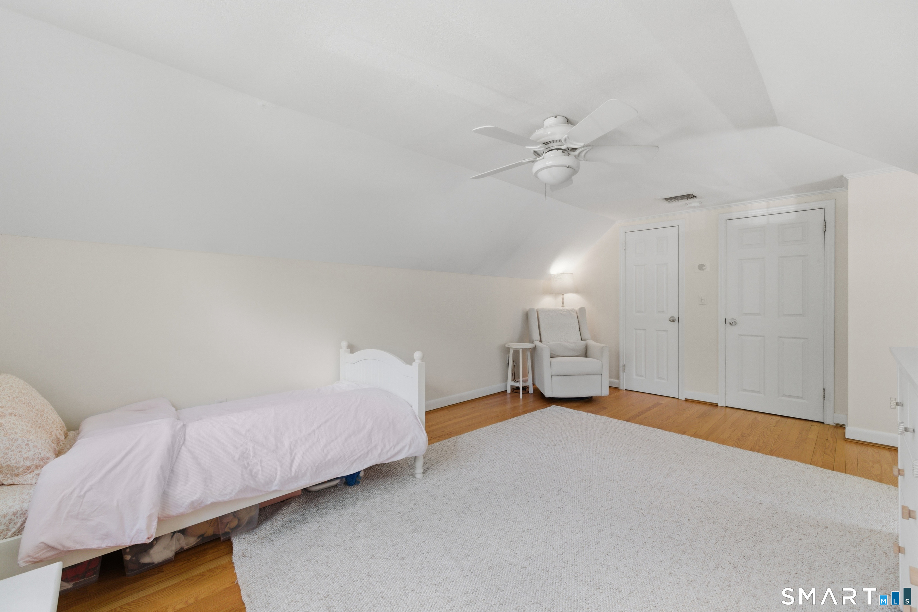 15 Edmund Place West Hartford CT 06119