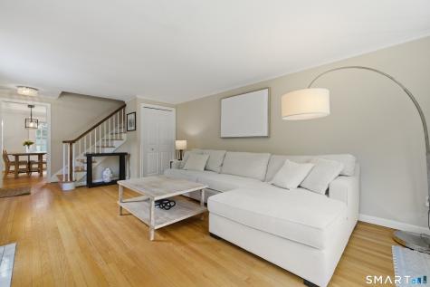 15 Edmund Place West Hartford CT 06119