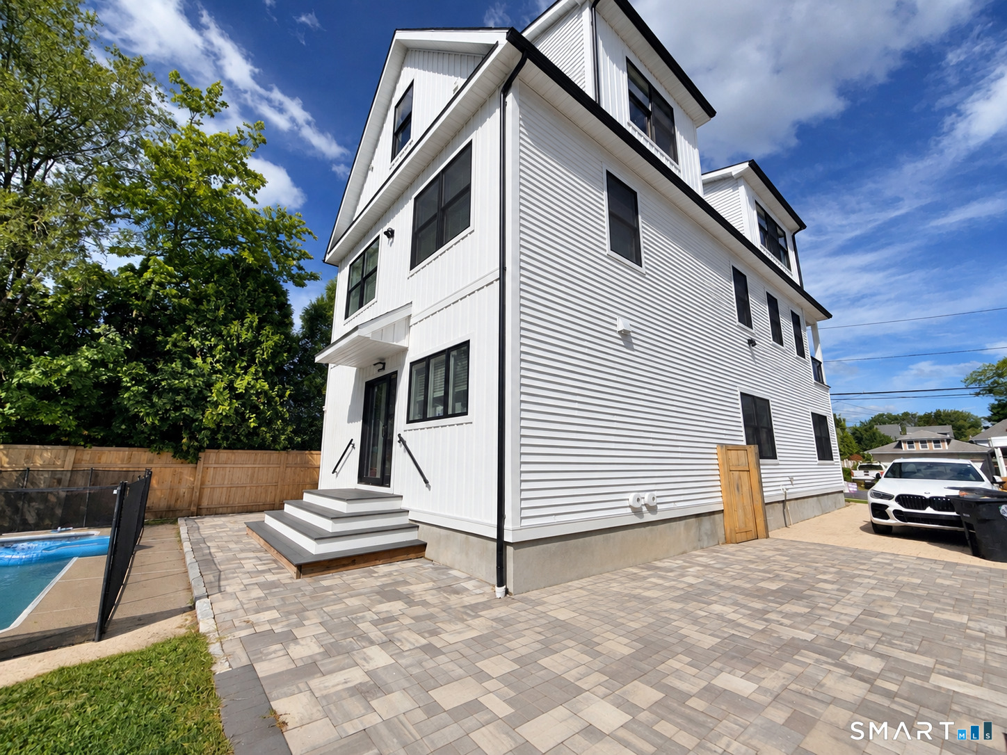 19 Wall Street Milford CT 06460