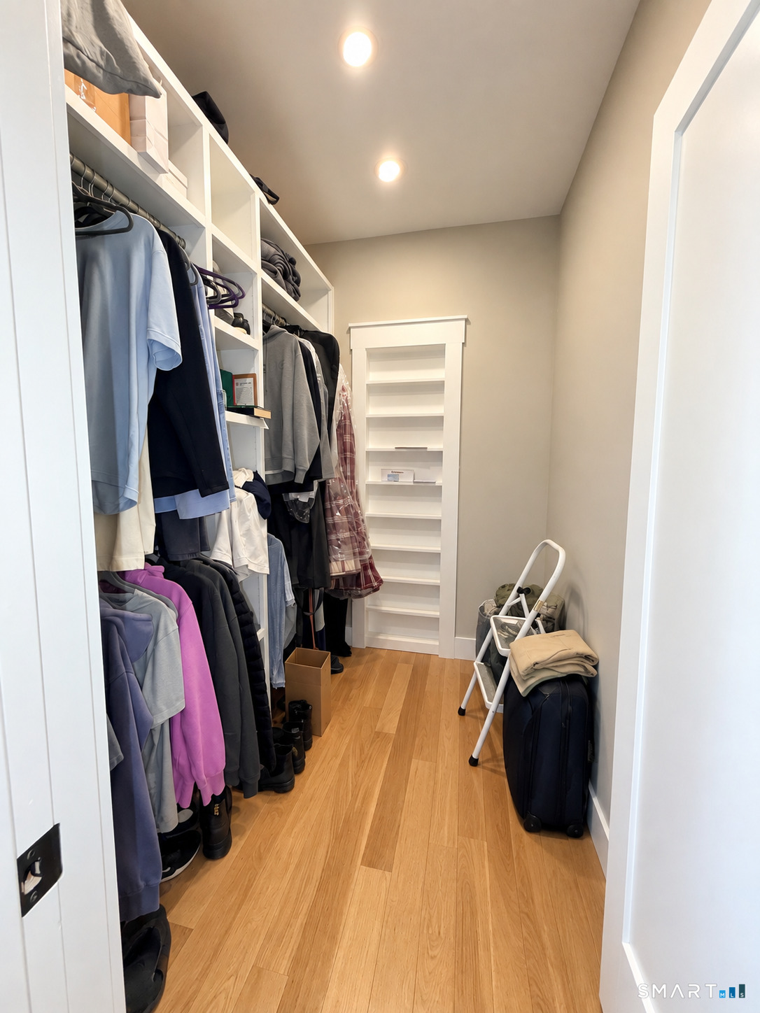 19 Wall Street Milford CT 06460