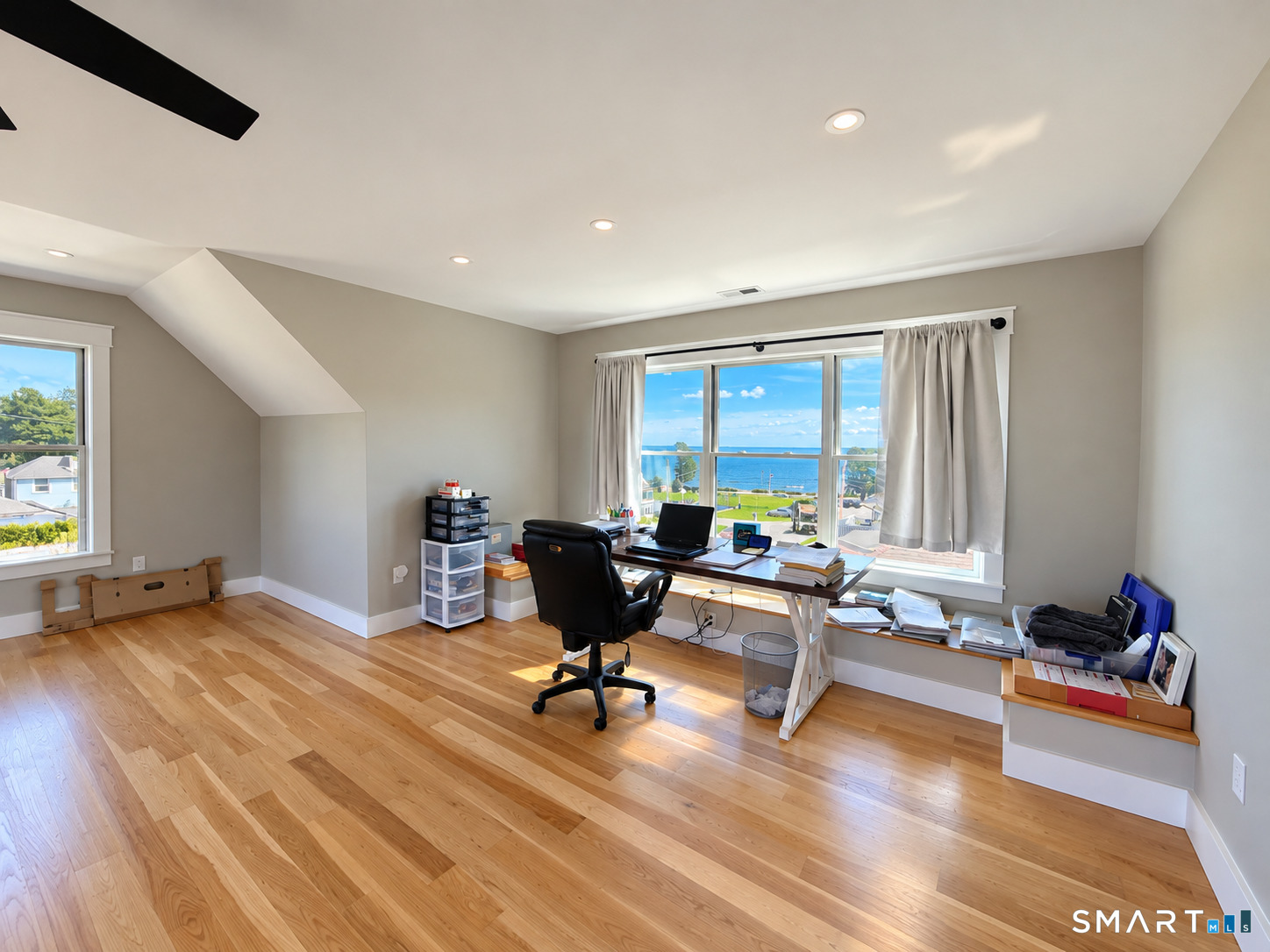 19 Wall Street Milford CT 06460