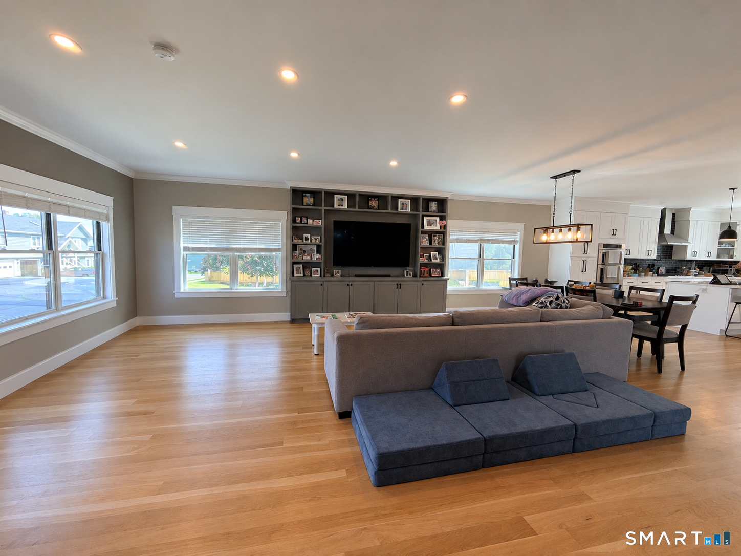 19 Wall Street Milford CT 06460