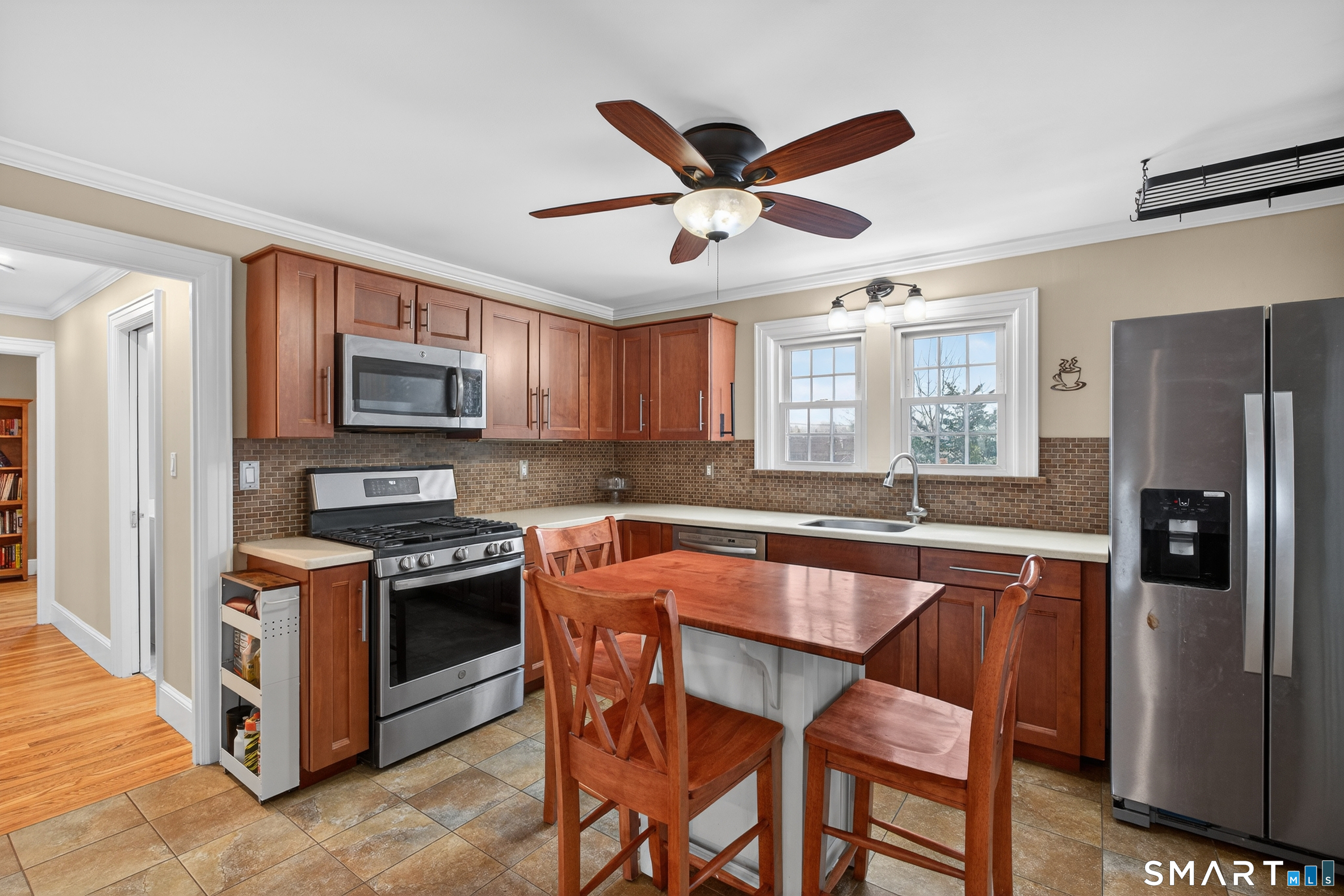 10 Hammer Place Branford CT 06405