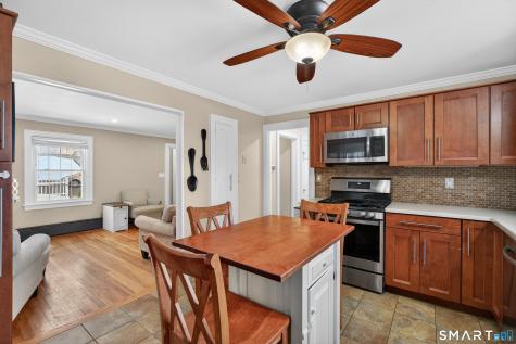 10 Hammer Place Branford CT 06405