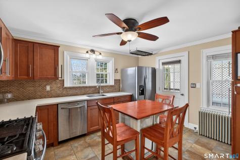 10 Hammer Place Branford CT 06405