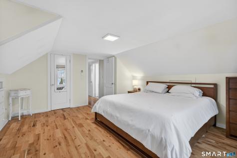 10 Hammer Place Branford CT 06405