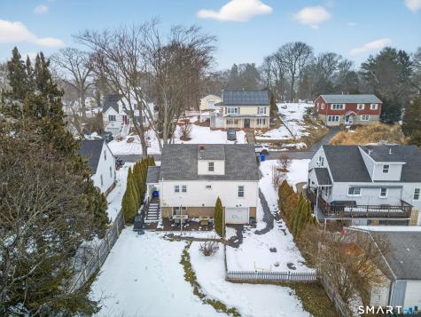 10 Hammer Place Branford CT 06405