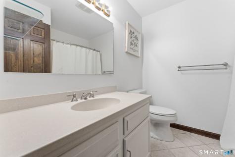 22 Devonshire Drive Ledyard CT 06335